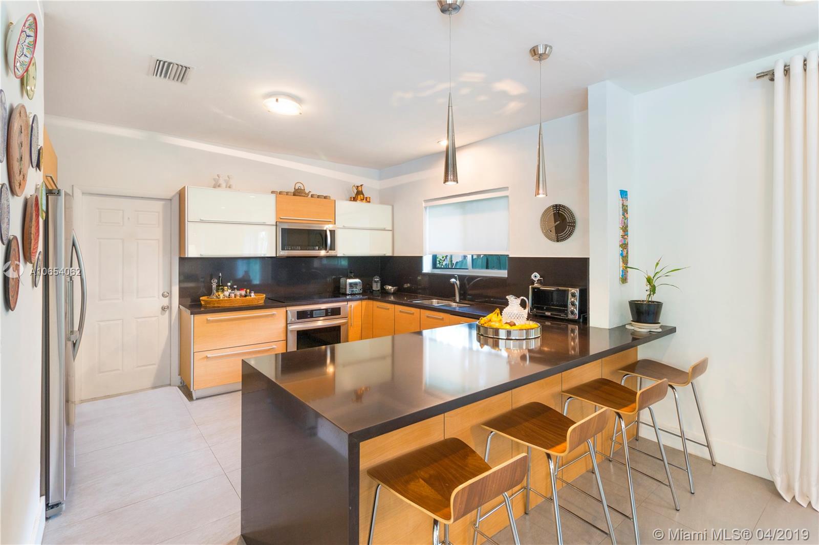 9 Pinta Road Miami, FL 33133 - Photo 10 of 22