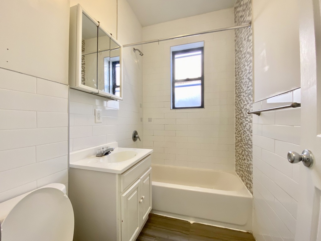 518 West 204th Street, Unit 23 Manhattan, NY 10034 - Photo 4 of 4