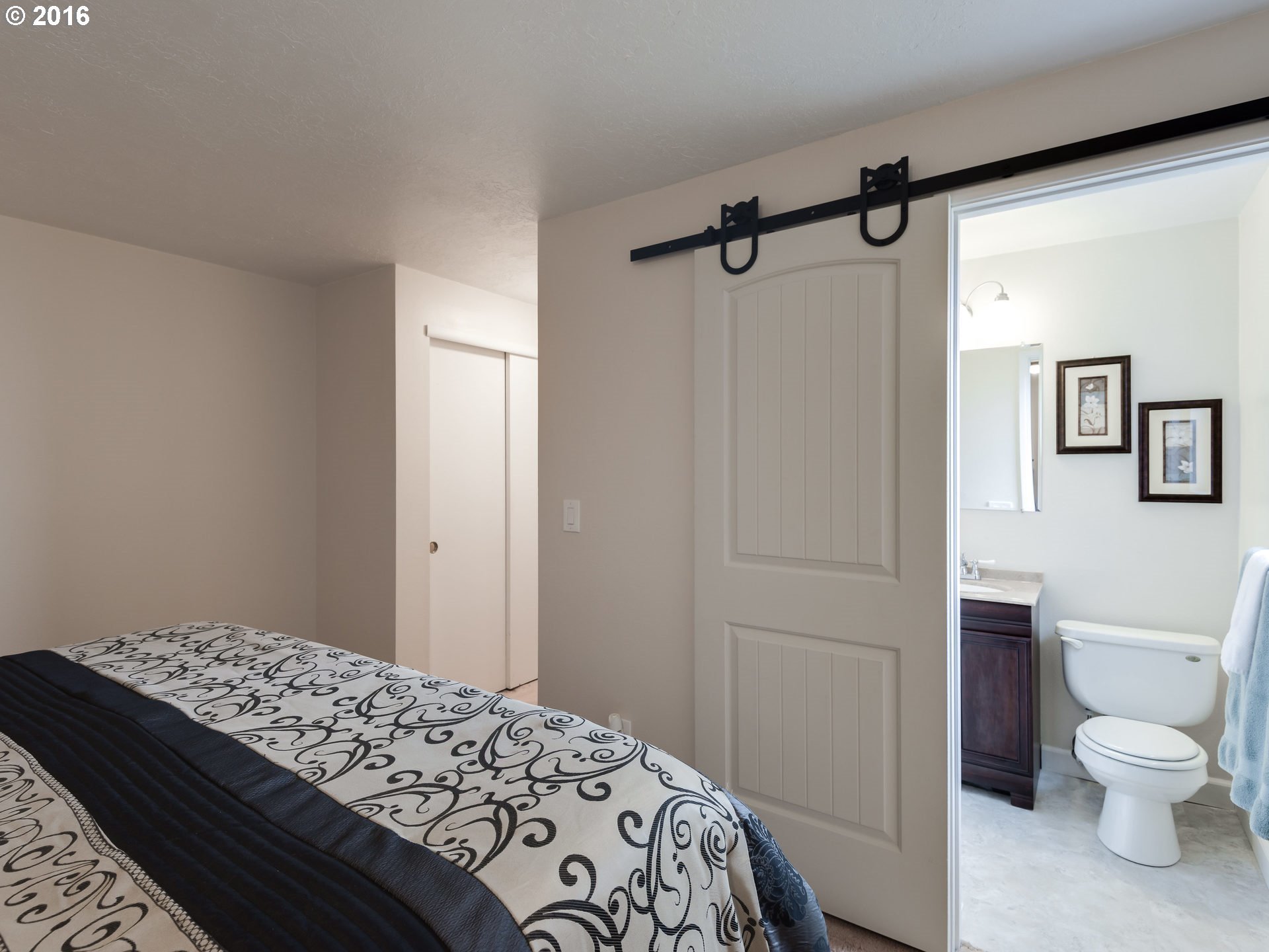 19025 Southwest Butternut Street Beaverton, OR 97078 - Photo 10 of 18 Gallery Image 10