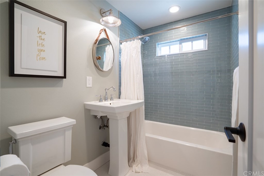 674 Seaview Street Laguna Beach, CA 92651 - Photo 15 of 27