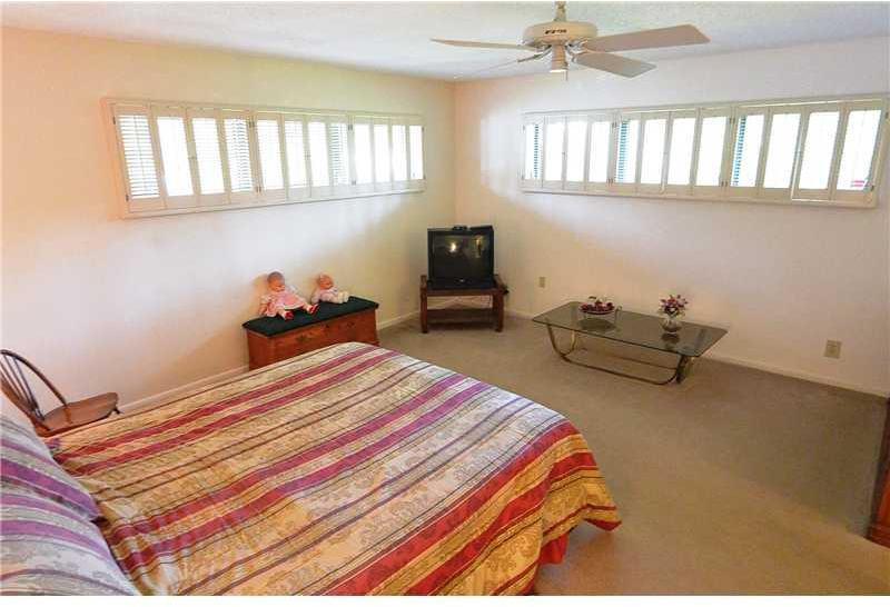 Emerald Hills Hollywood, FL 33021 - Photo 21 of 30