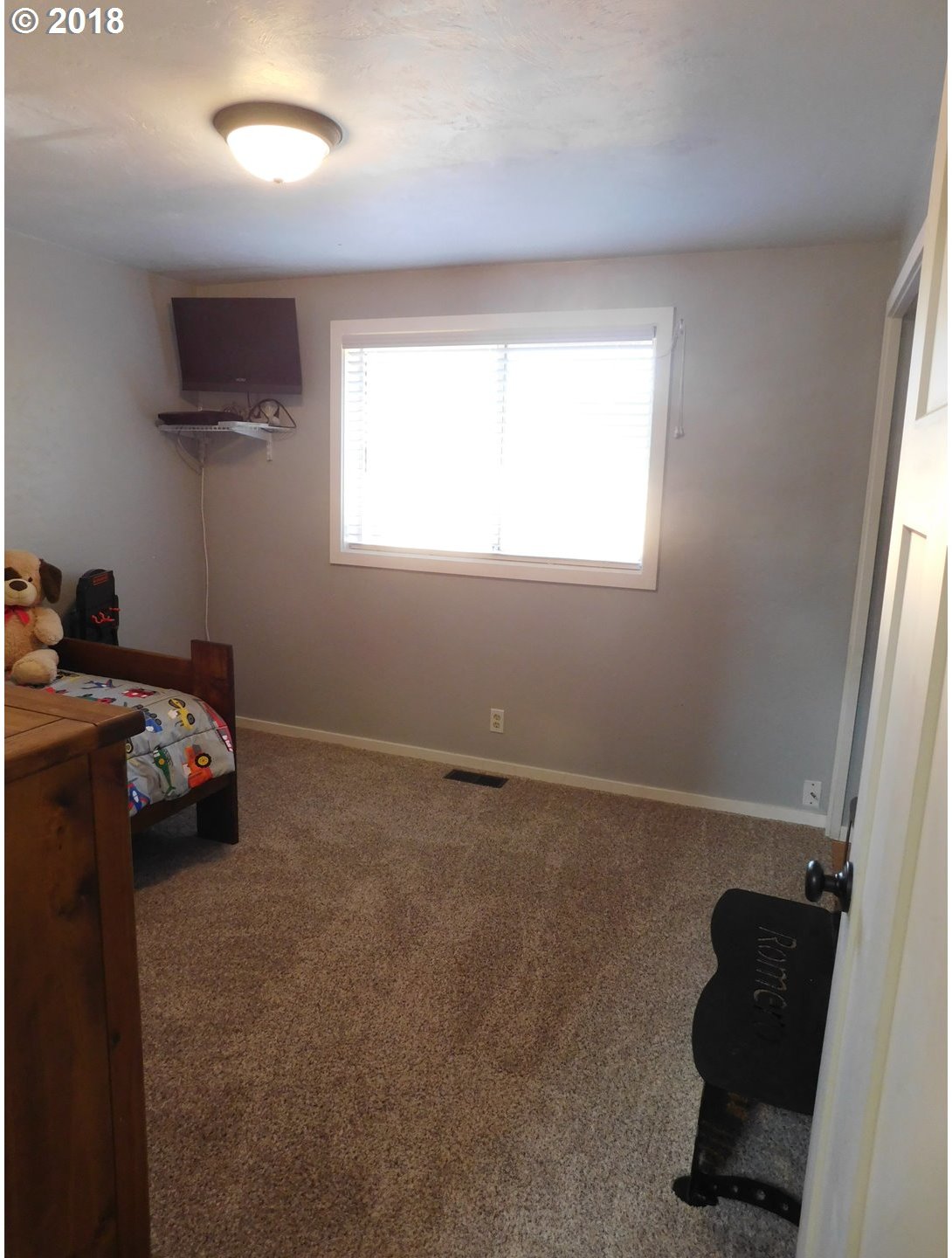 523 Roper Road Eugene, OR 97402 - Photo 12 of 27 Gallery Image 12