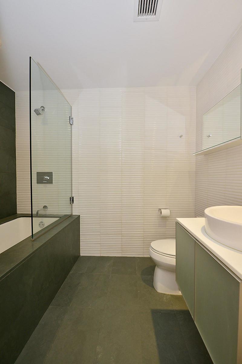 425 East 13th Street, Unit 2B Manhattan, NY 10009 - Photo 7 of 10