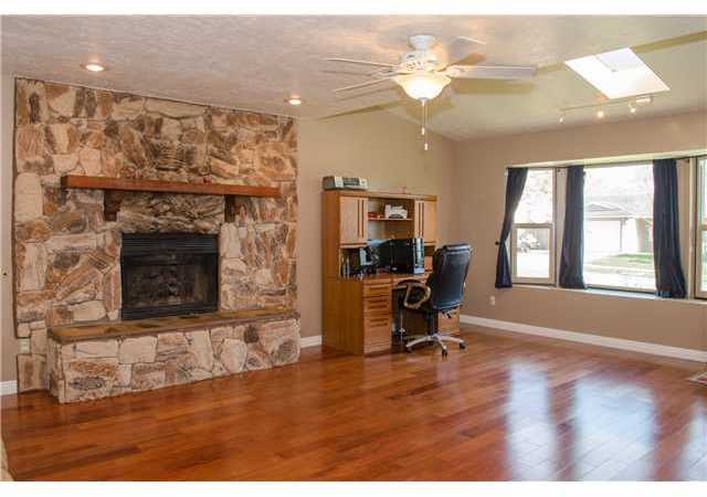 9246 Carita Road Santee, CA 92071 - Photo 4 of 25