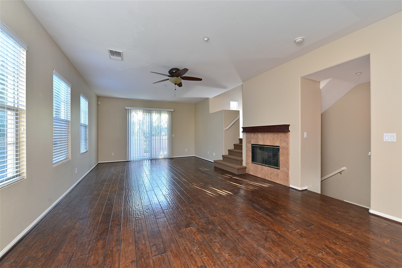 2216 Huntington Point Road, Unit 31 Chula Vista, CA 91914 - Photo 3 of 15 Gallery Image 3
