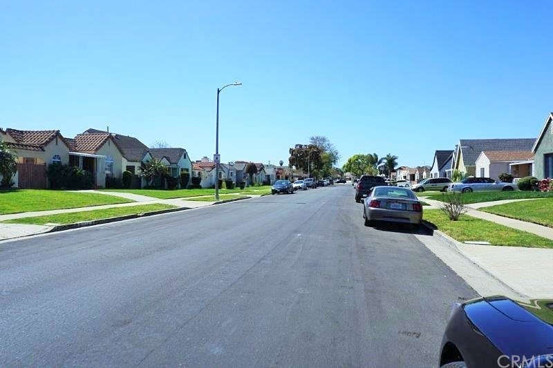 2107 West 84th Place Los Angeles, CA 90047 - Photo 30 of 30