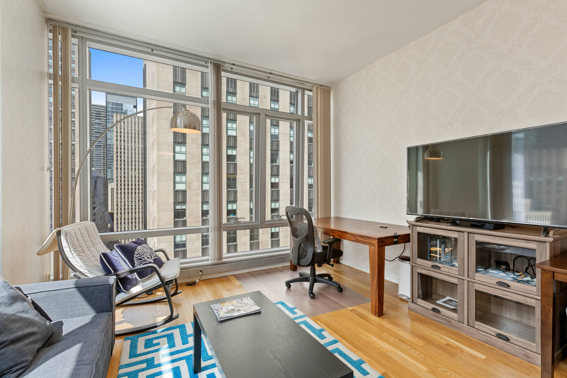 18 West 48th Street, Unit 19E Manhattan, NY 10036 - Photo 6 of 14