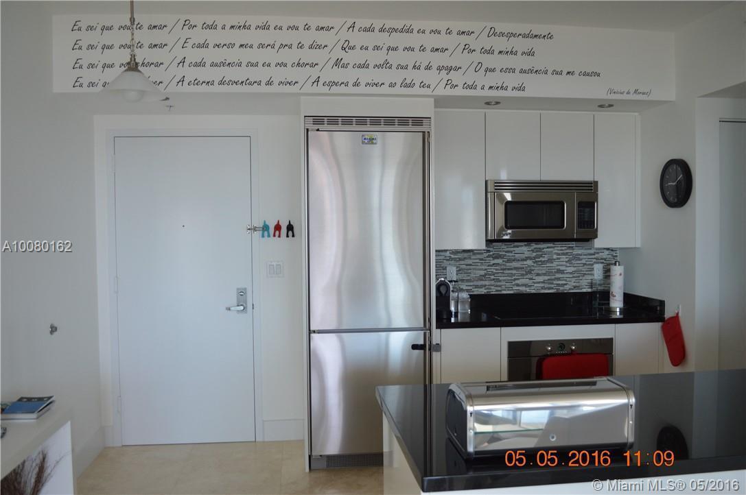 92 Southwest 3rd Street, Unit 3602 Miami, FL 33130 - Photo 10 of 21