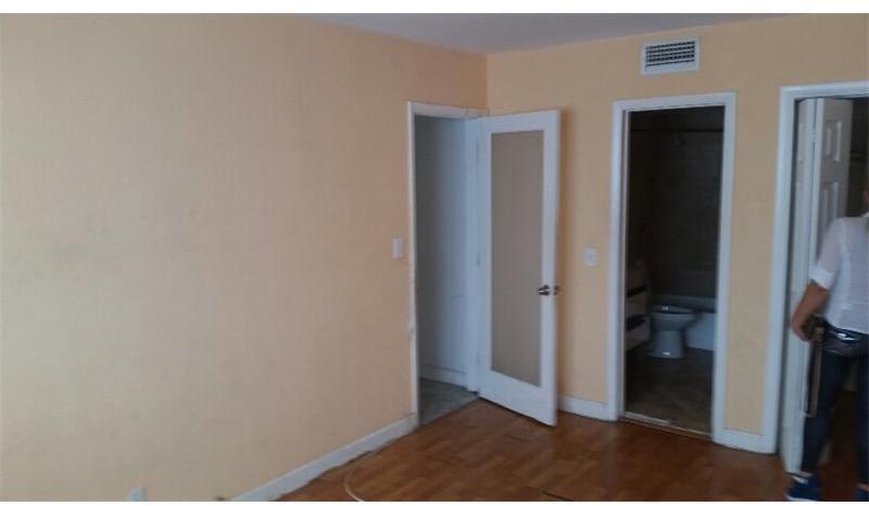 1601 Bay Road, Unit 8 Miami Beach, FL 33139 - Photo 22 of 28