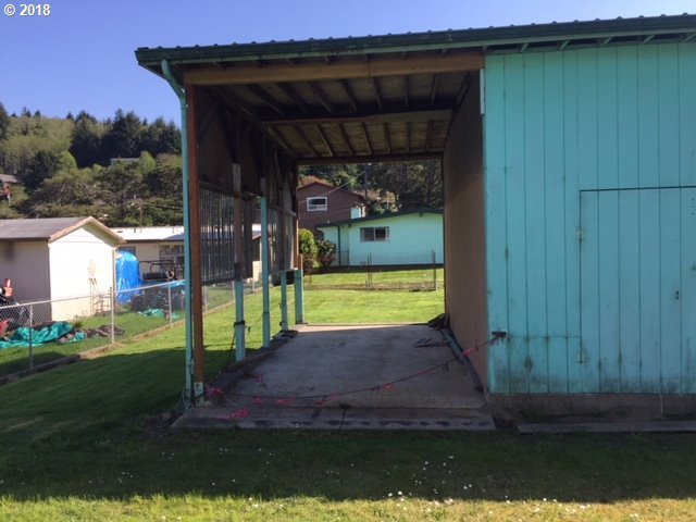 2911 Bowman Road Reedsport, OR 97467 - Photo 14 of 24 Gallery Image 14