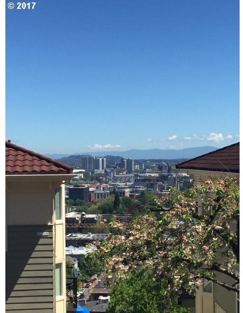 423 Northwest Uptown Terrace, Unit 1A Portland, OR 97210 - Photo 17 of 18