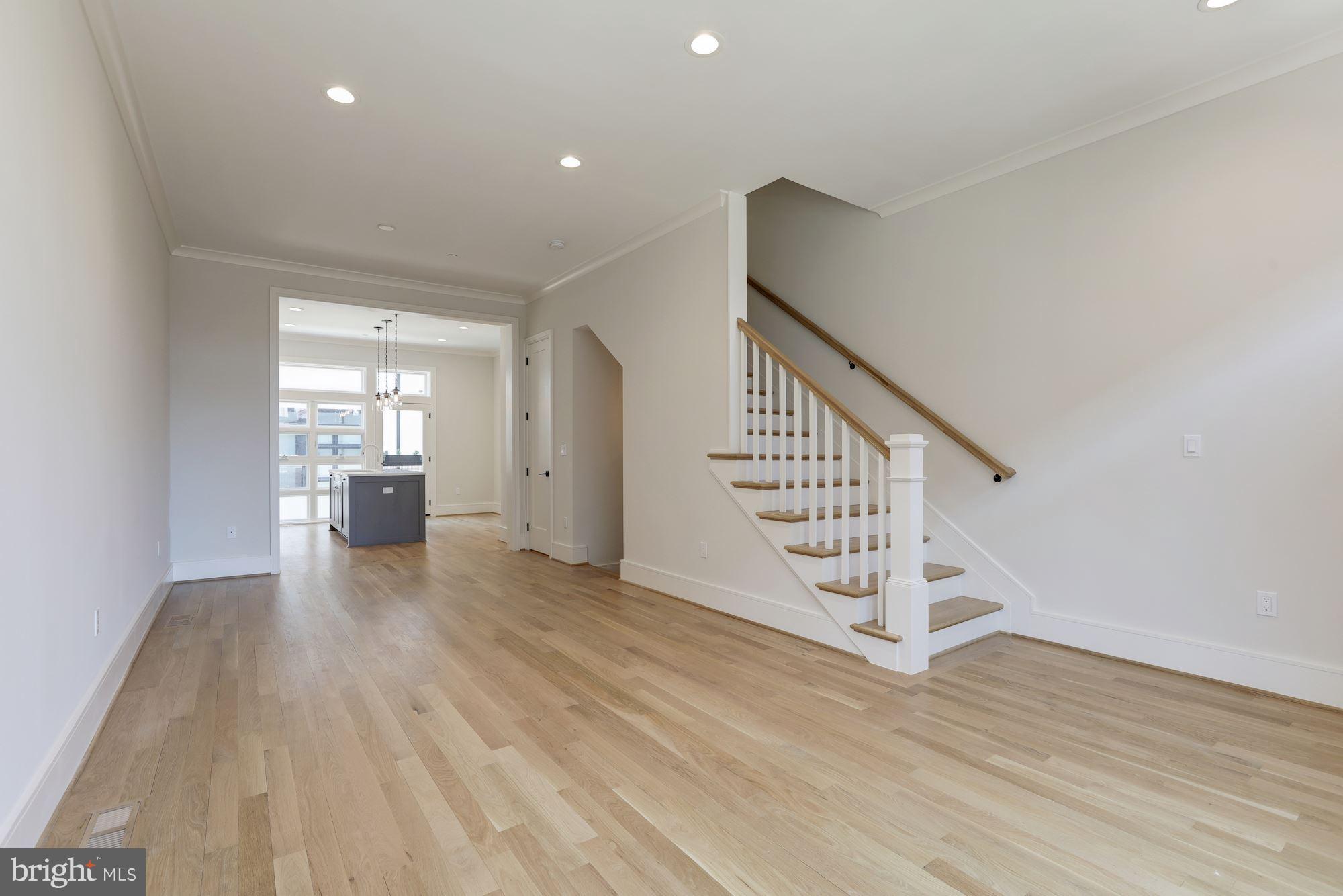 407 Guethler's Way Washington, DC 20003 - Photo 9 of 26