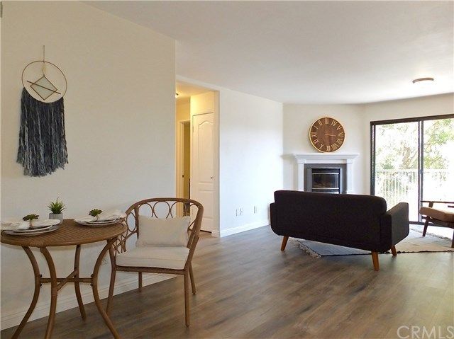 $390,000 | 1449 East 3rd Street, Unit 201, Long Beach, CA 90802