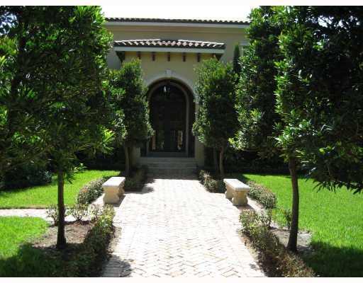 7310 Erwin Road Miami, FL 33143 - Photo 2 of 16