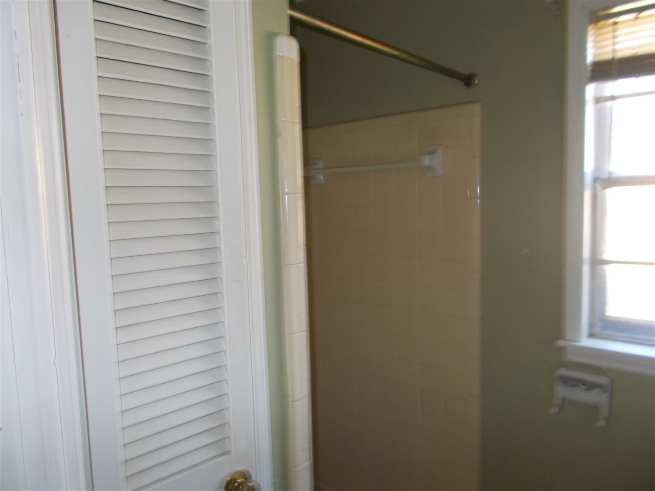4849 Knight Arnold Road Memphis, TN 38118 - Photo 8 of 12 Gallery Image 8