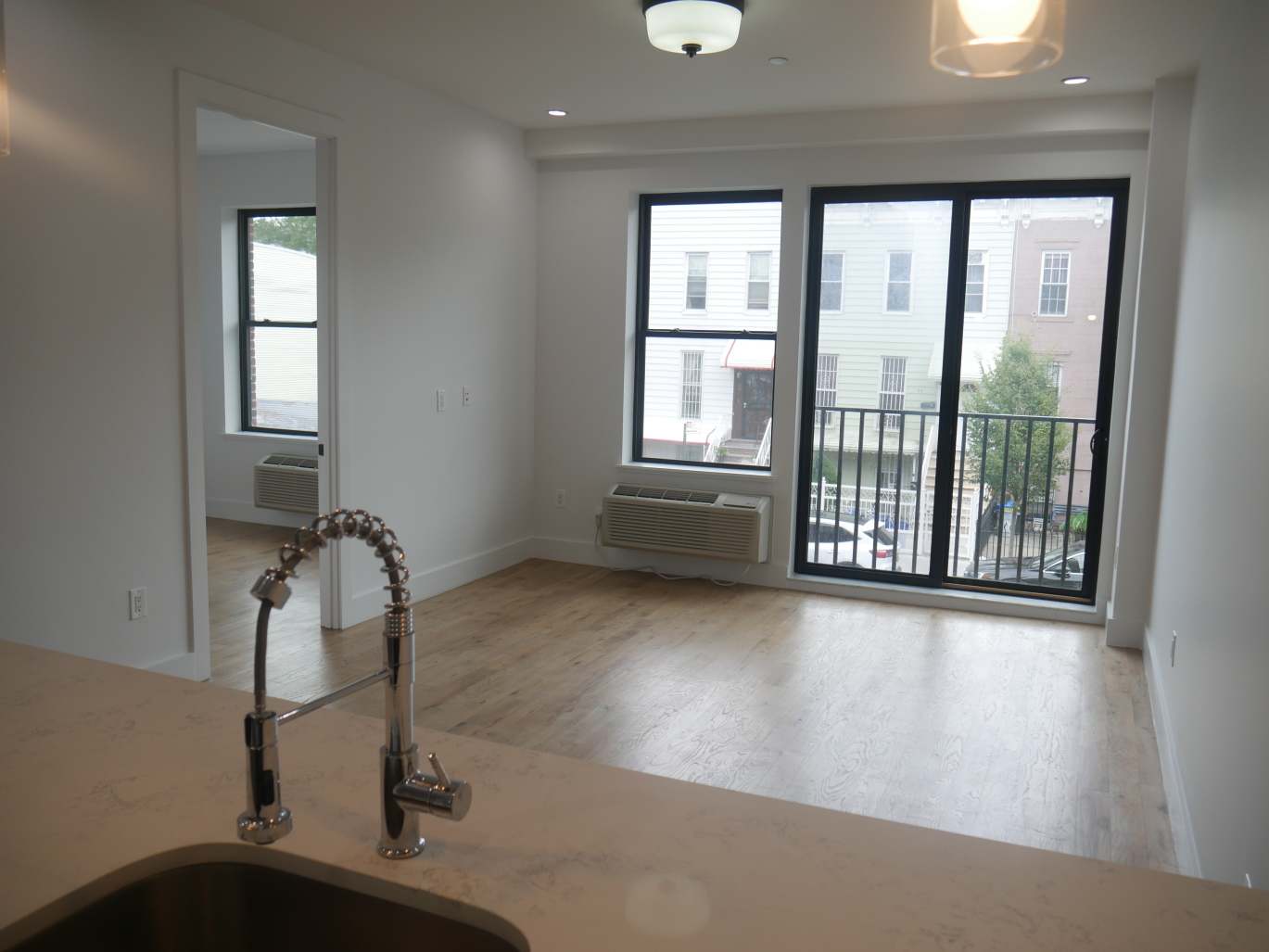 27 Kossuth Place, Unit 2A Brooklyn, NY 11221 - Photo 8 of 10