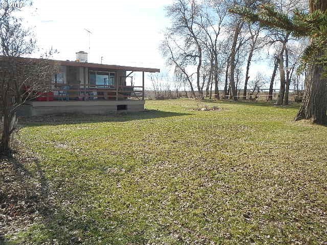 79419 Walker Road Hermiston, OR 97838 - Photo 8 of 32 Gallery Image 8