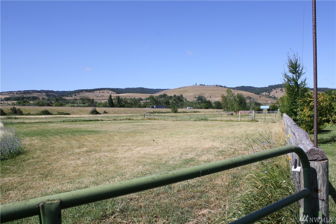 3040 East Taneum Road Thorp, WA 98946 - Photo 21 of 24 Gallery Image 21