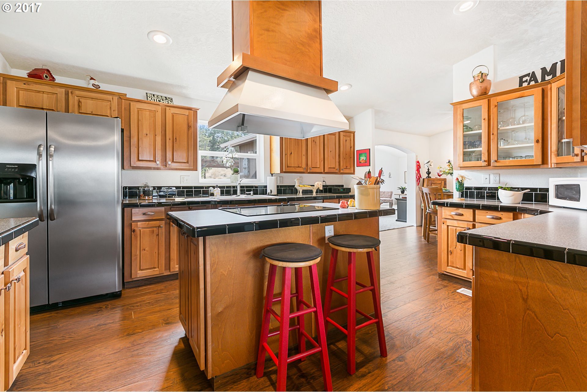 8762 Southwest Shad Road Terrebonne, OR 97760 - Photo 2 of 32 Gallery Image 2