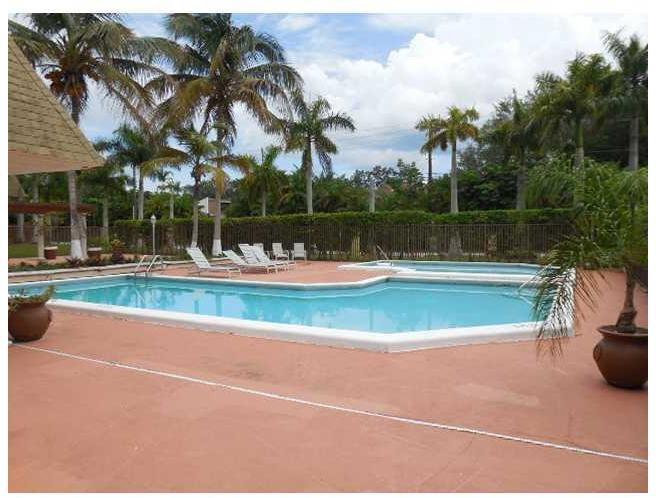 8475 Southwest 94th Street, Unit 121E Miami, FL 33156 - Photo 11 of 11