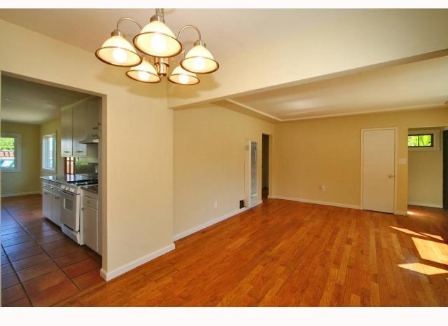 1184 Arcadia Road Encinitas, CA 92024 - Photo 2 of 12