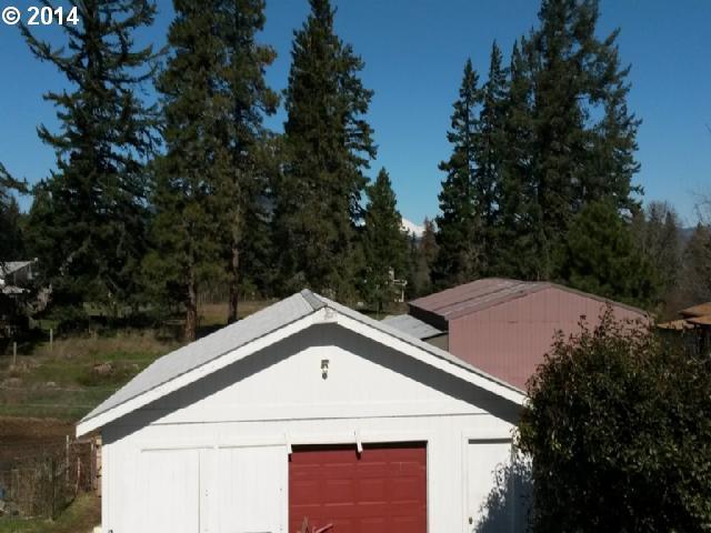 1326 Country Club Road Hood River, OR 97031 - Photo 13 of 16 Gallery Image 13