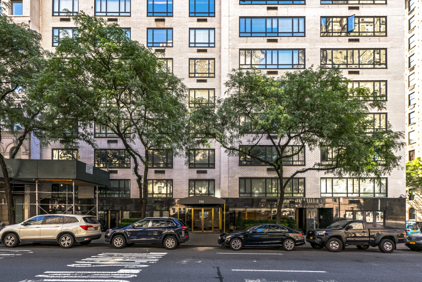 799 Park Ave, Manhattan, NY 10021 - Photo 2 of 3