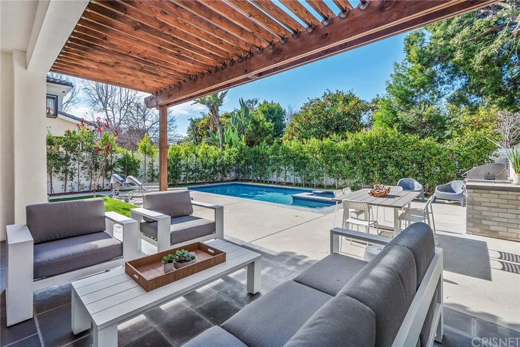 4537 Ben Avenue Studio City, CA 91607 - Photo 41 of 50