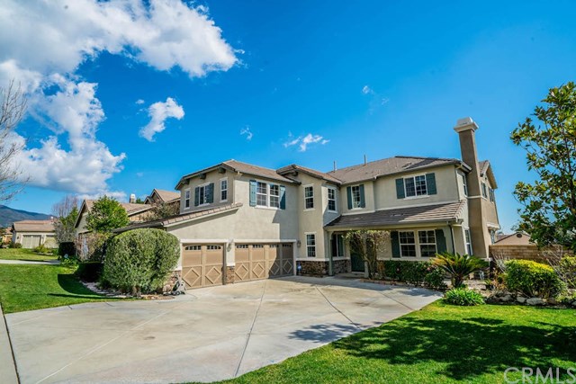 5473 Stoneview Road Rancho Cucamonga, CA 91739 - Photo 52 of 56 Large driveway with 3 car attached garage