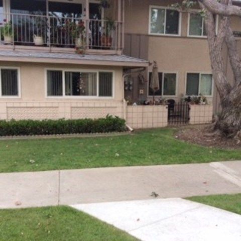 $236,000 | 13400 Del Monte Drive, Unit 1D, Seal Beach, CA 90740
