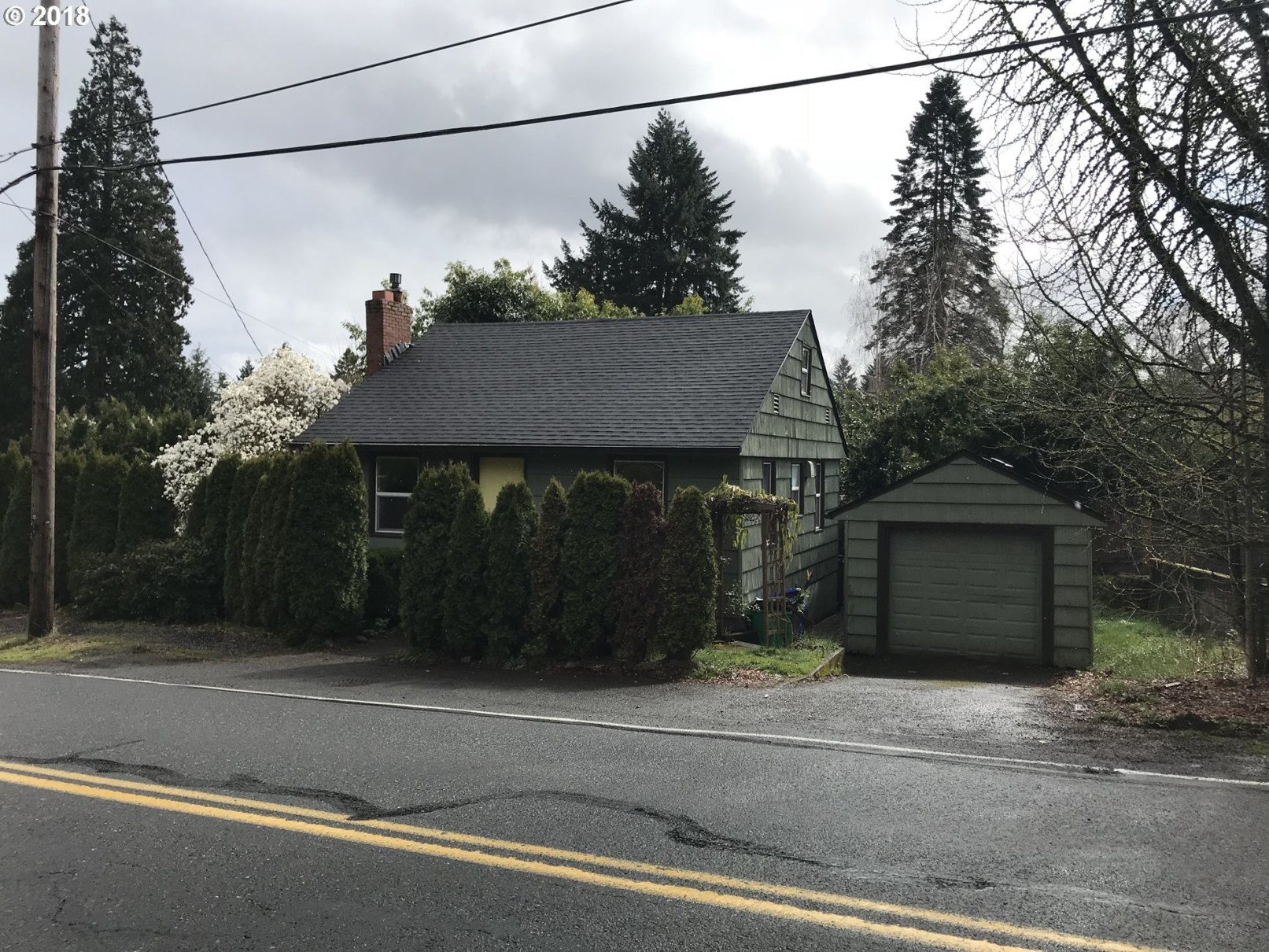 1226 Southwest Spring Garden Street Portland, OR 97219 - Photo 1 of 17 Gallery Image 1