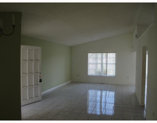 7331 Southwest 149th Court Miami, FL 33193 - Photo 3 of 9