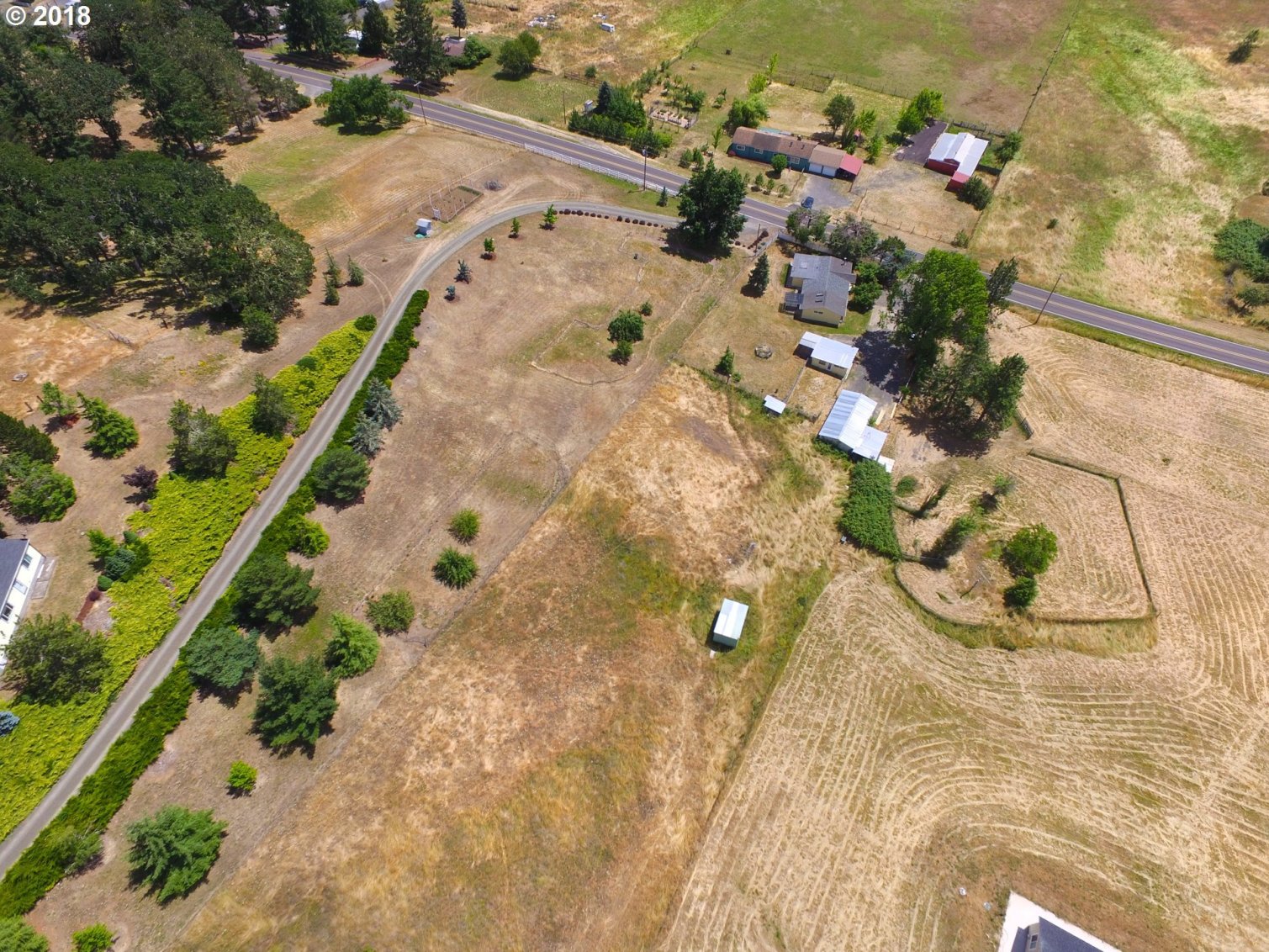 28675 Gimpl Hill Road Eugene, OR 97402 - Photo 28 of 32 Gallery Image 28
