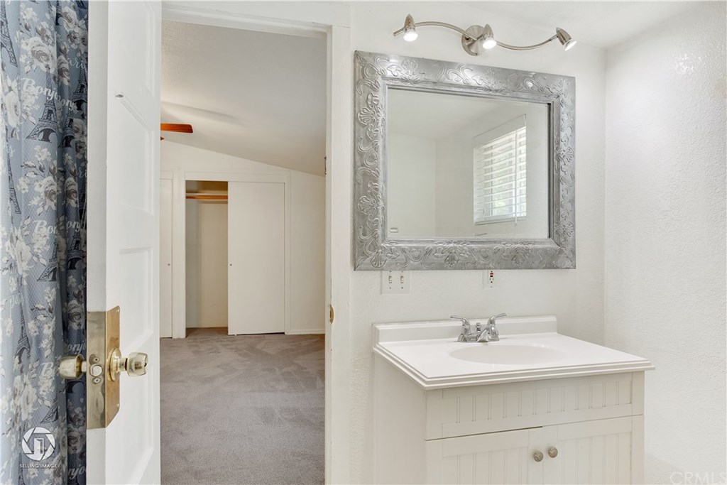 220 Tyler Street Taft, CA 93268 - Photo 26 of 36