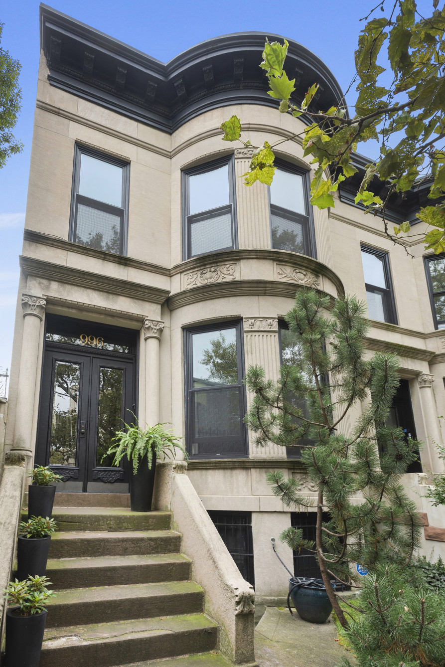 996 Saint Johns Place Brooklyn, NY 11213 - Photo 2 of 20