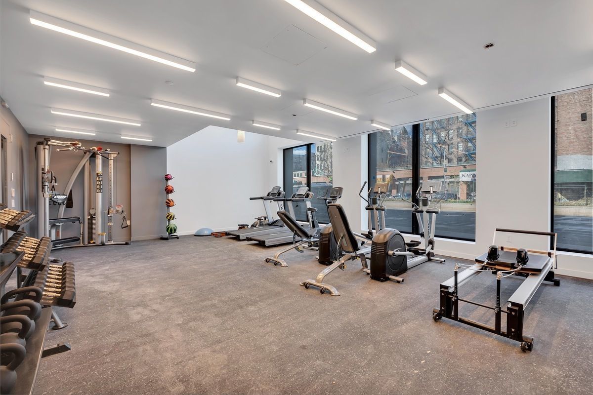 287 East Houston Street, Unit 6B Manhattan, NY 10002 - Photo 17 of 20