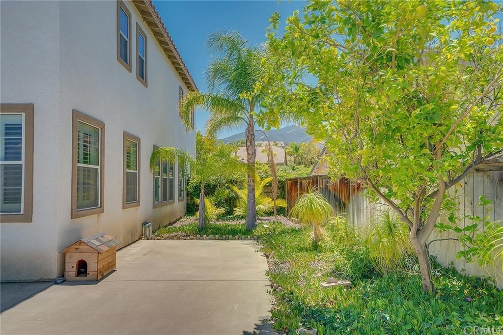 1477 Tudor Circle Corona, CA 92882 - Photo 43 of 59