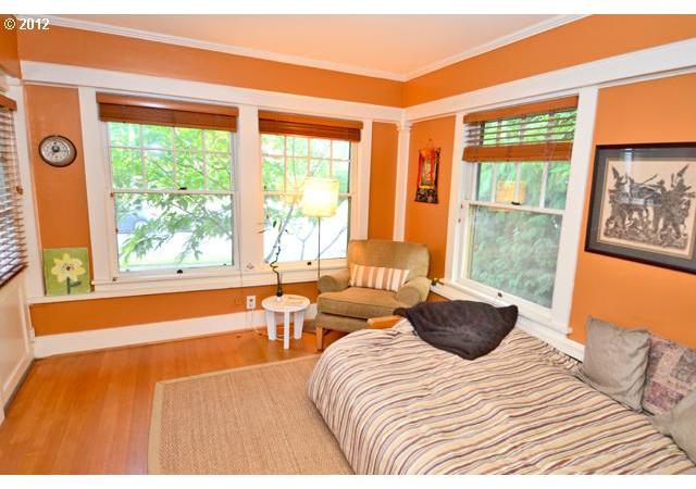 3316 Northeast Tillamook Street Portland, OR 97212 - Photo 3 of 16