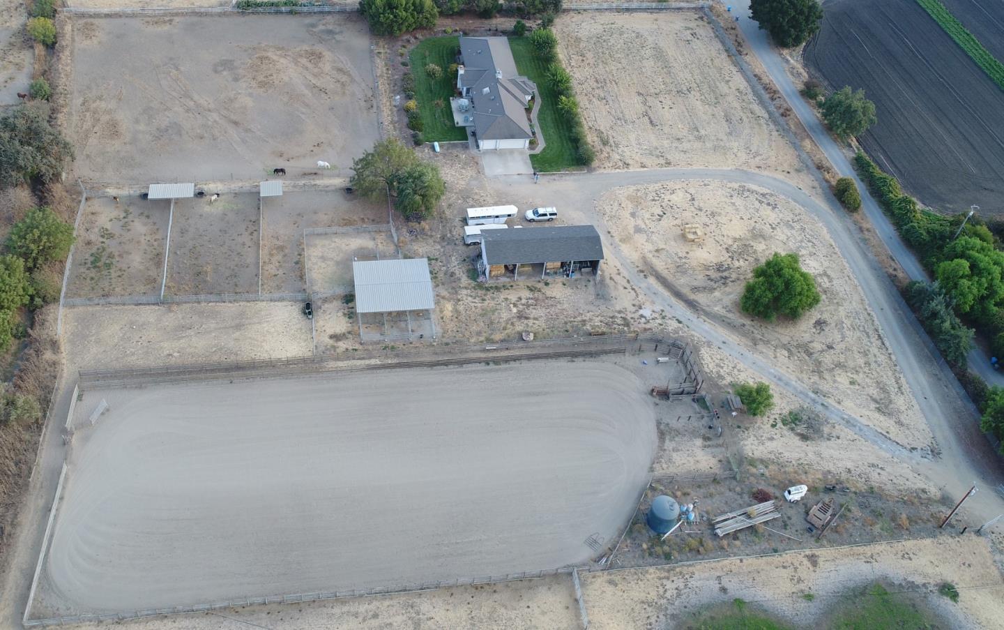 6600 Fairview Road Hollister, CA 95023 - Photo 31 of 35 Gallery Image 31