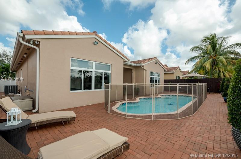 15962 Southwest 62nd Street Miami, FL 33193 - Photo 28 of 33