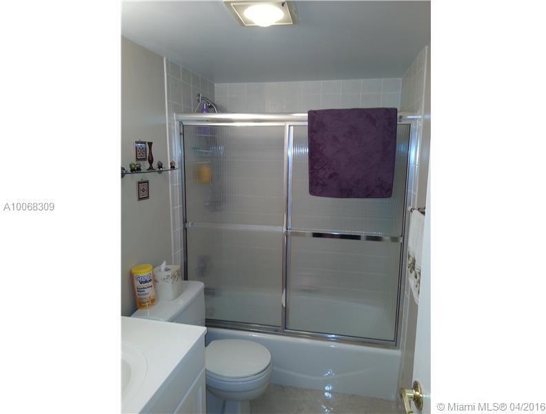 128 South Cypress Road, Unit 835 Pompano Beach, FL 33060 - Photo 20 of 35