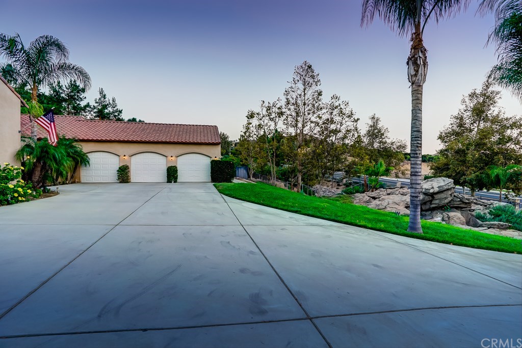 5320 Lochmoor Drive Riverside, CA 92507 - Photo 34 of 43