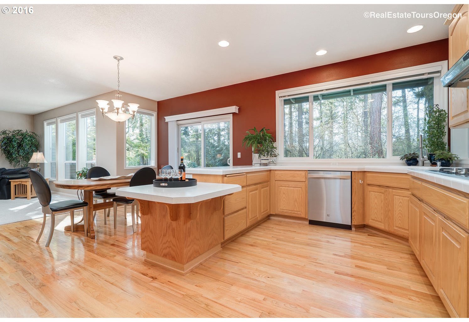 17130 Southwest Villa Road Sherwood, OR 97140 - Photo 9 of 29 Gallery Image 9