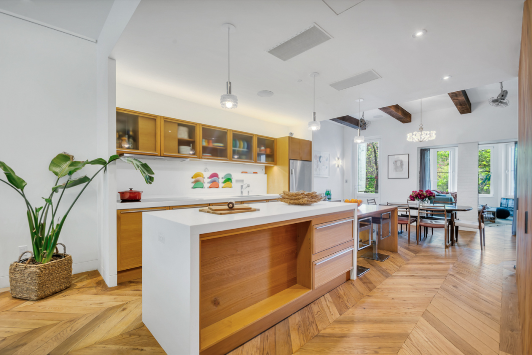 154 Underhill Avenue Brooklyn, NY 11238 - Photo 5 of 30