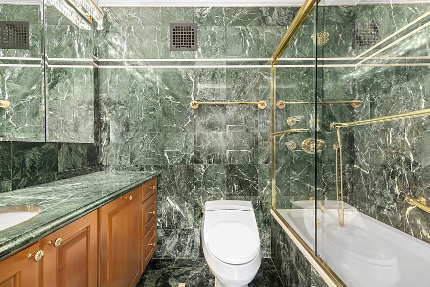 303 East 57th Street, Unit 45G Manhattan, NY 10022 - Photo 8 of 12