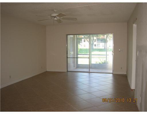 829 Camino Road, Unit 114C Delray Beach, FL 33445 - Photo 3 of 8