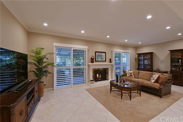 663 Colonial Circle Fullerton, CA 92835 - Photo 18 of 46