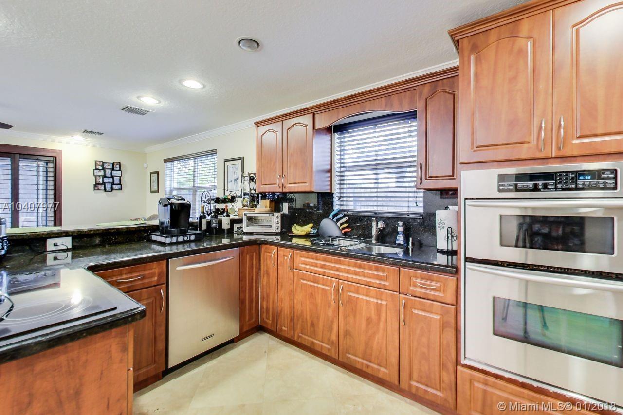 3950 Simms Street, Unit 3950 Hollywood, FL 33021 - Photo 5 of 31