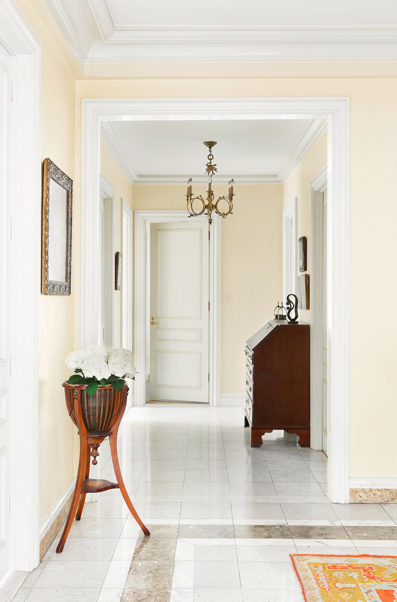 125 East 72nd Street, Unit 8D Manhattan, NY 10021 - Photo 7 of 13