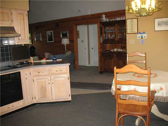 3135 Caledonian Road Memphis, TN 38119 - Photo 11 of 25 View of Great RM, Foyer, & more....from the Kitchen!